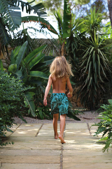 <strong>Kleine Surfer, große Abenteuer.</strong>